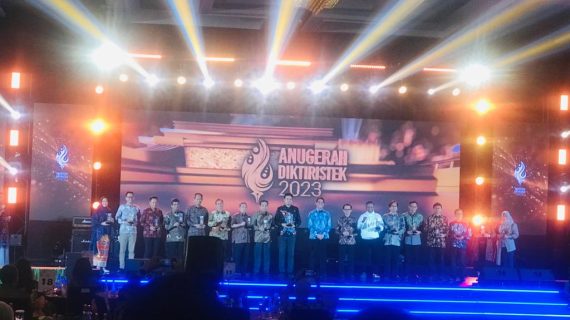UPI Raih Terbaik ke-2 Anugerah Diktiristek 2023 Kategori Unit Layanan Terpadu PTNBH
