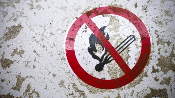 Merokok: Sebuah Pilihan Berbahaya yang Merugikan Kesehatan Tubuh
