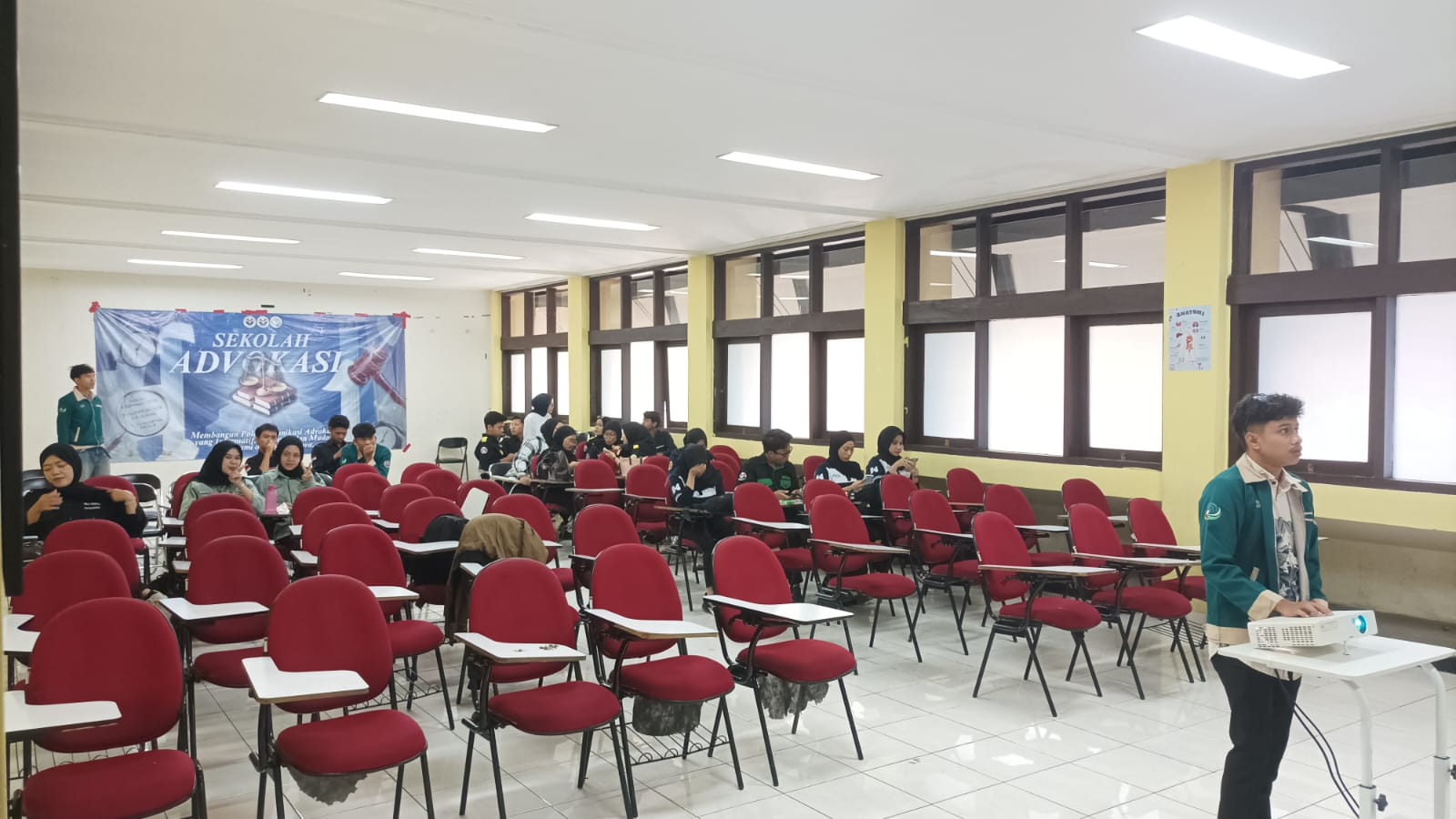 Sekolah Advokasi BEM KEMA FPOK Perkuat Peran Mahasiswa sebagai Agen Perubahan