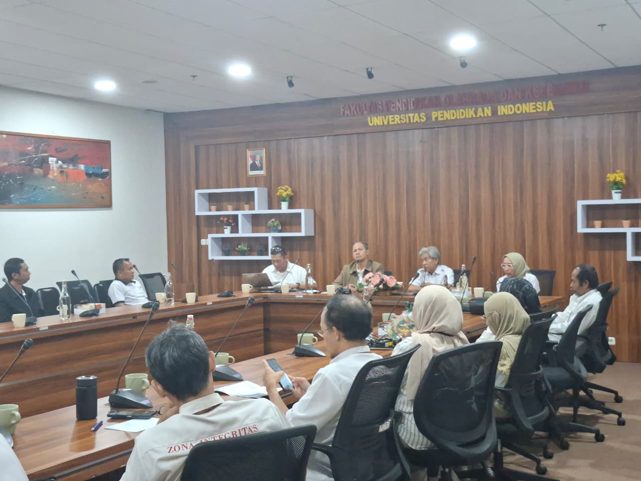 FPOK UPI Gelar Rapat PROBIDIK dan P3KH untuk Perkuat Profesionalisme Akademik