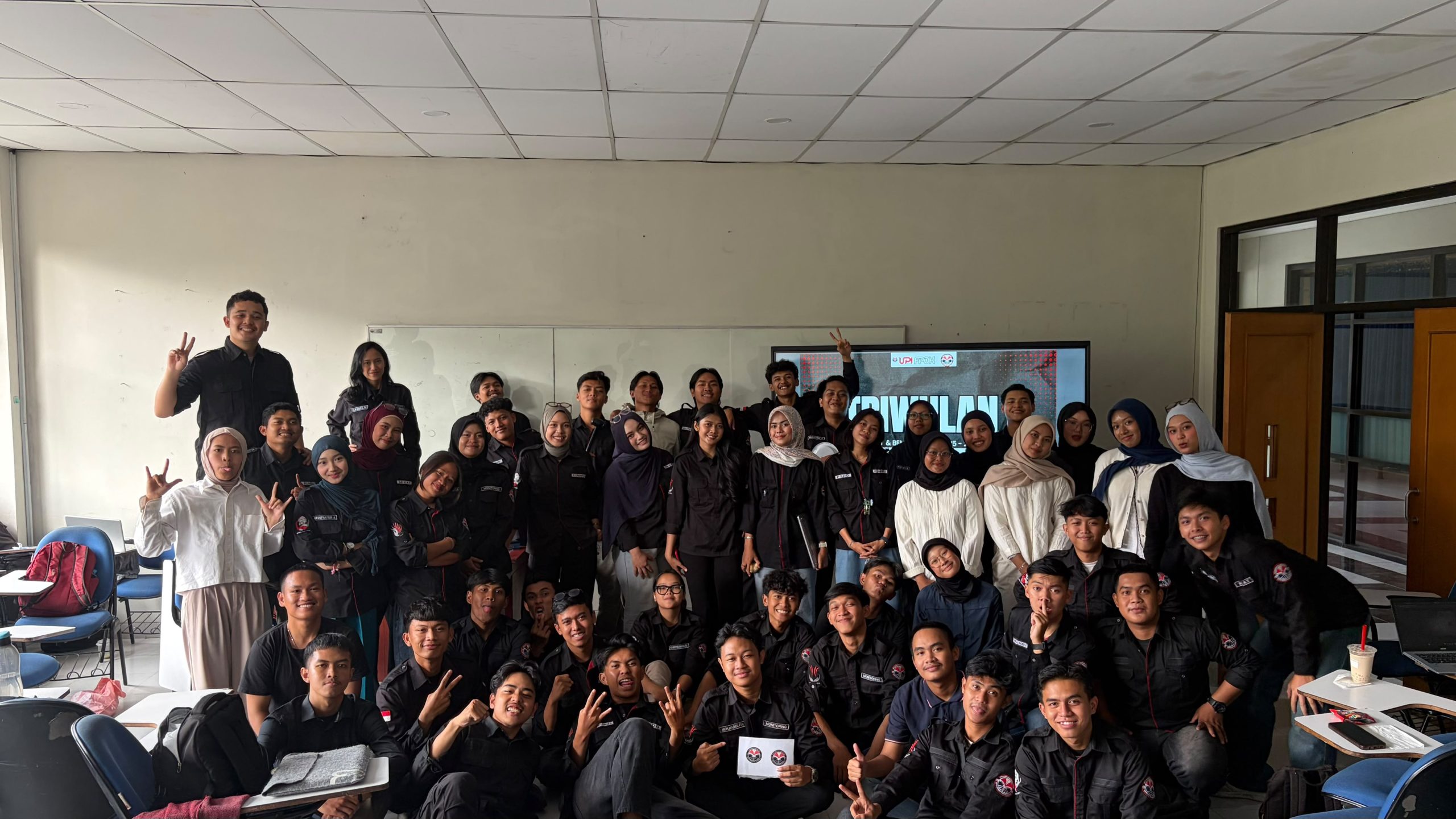 Perkuat Akuntabilitas Organisasi, DPM HIMA KFO FPOK UPI Gelar Laporan Triwulan