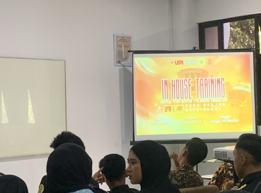 DPM PGSD Penjas FPOK UPI Gelar In House Training untuk Perkuat Kapasitas Organisasi
